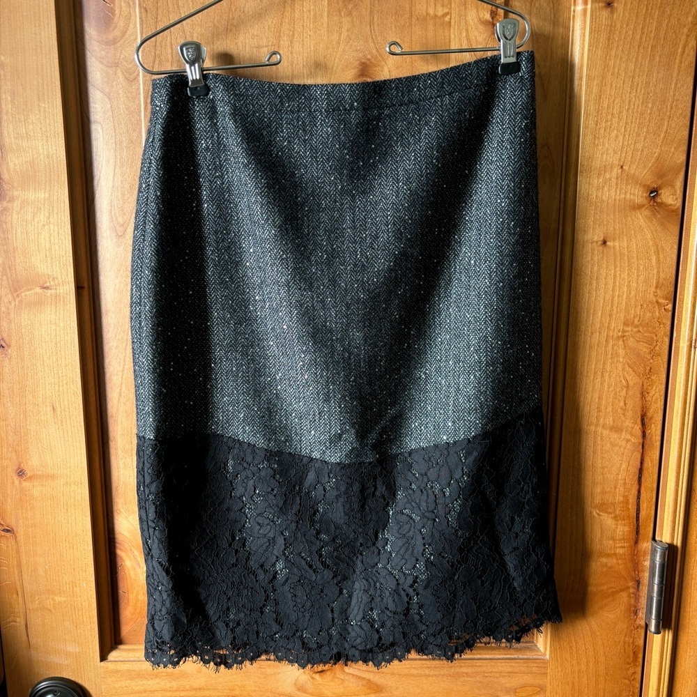 J Crew Tweed Skirt Size 8 Lace & Shimmer
